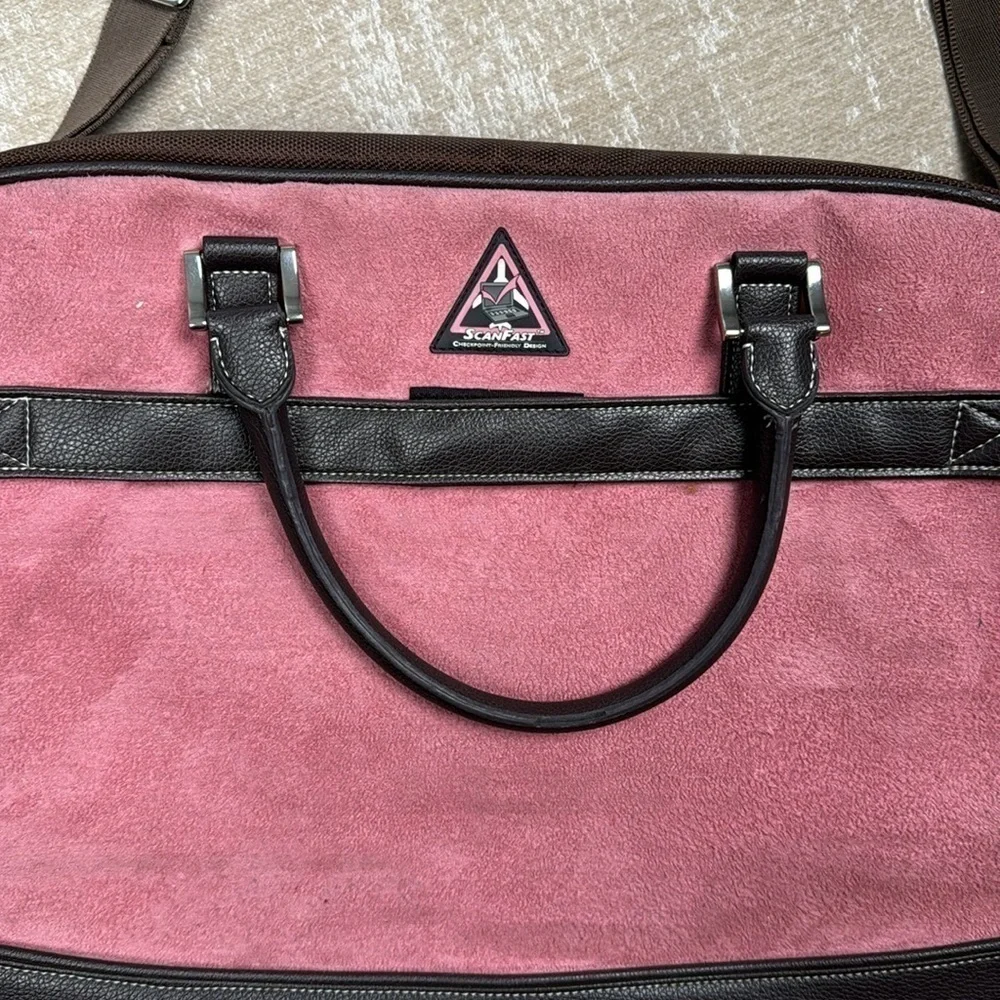 Mobile Edge ScanFast Checkpoint Friendly Women's Element Laptop Bag